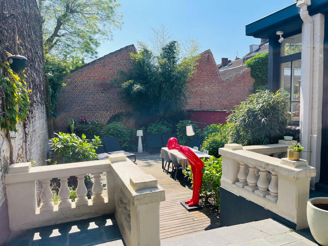 Maison à LA MADELEINE