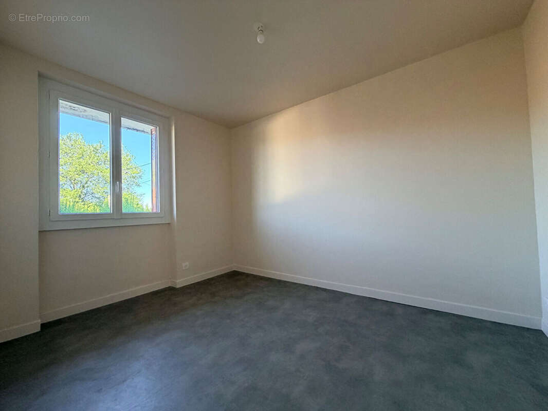 Maison Aurillac 5 pièces 101 m² sur une parcelle de 433 m² - photo 5