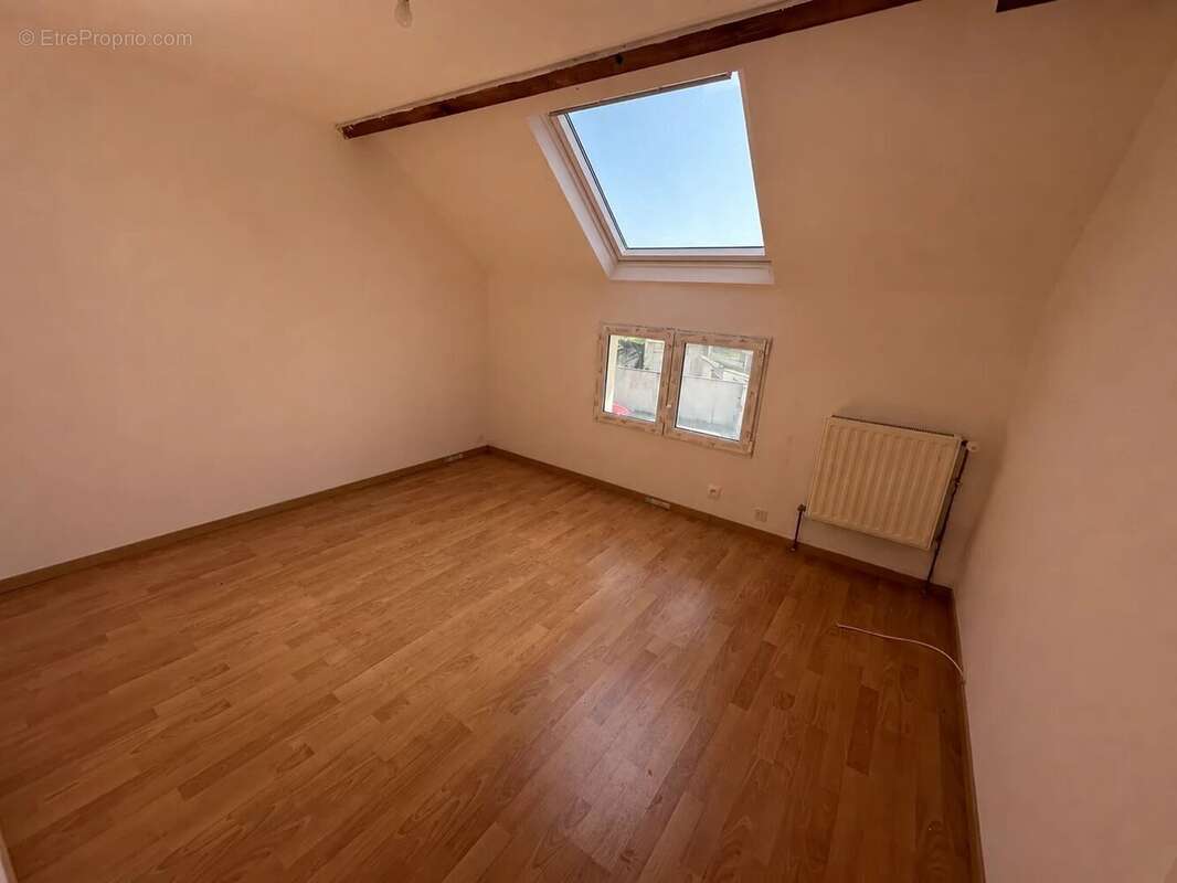 Réf 2262. Maison de ville, 4 chambres - photo 7