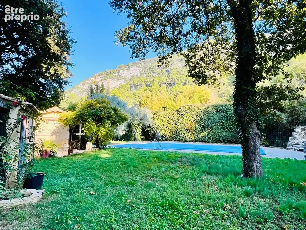 PROPRIÉTÉ D'EXCEPTION À ROBION : Villa T5 Rénovée + Gîte Indépendant au Pied du Luberon - photo 6