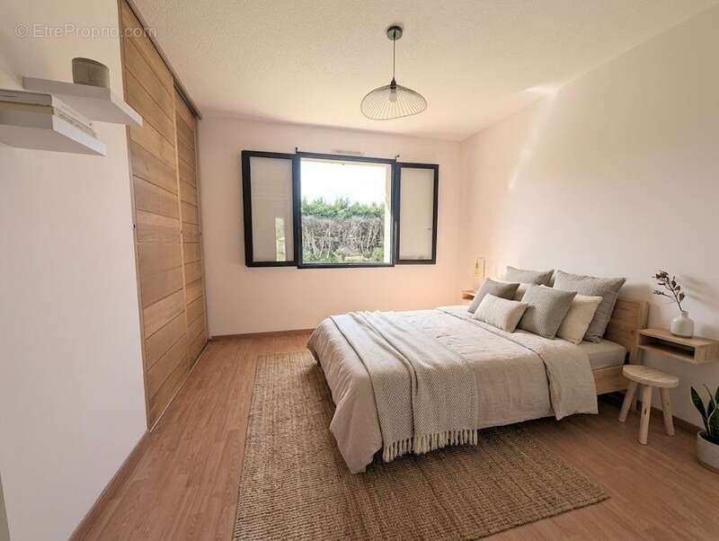 Maison à vendre 4 pièces AMBARES ET LAGRAVE (33) - photo 8