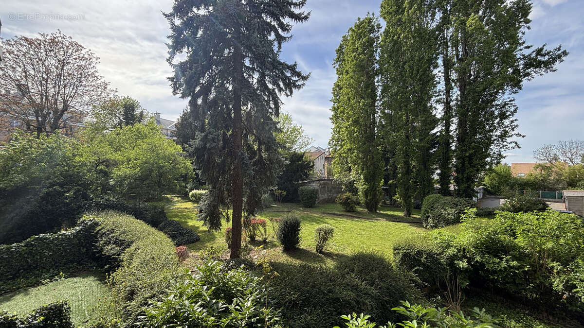 Appartement à SAINT-GRATIEN