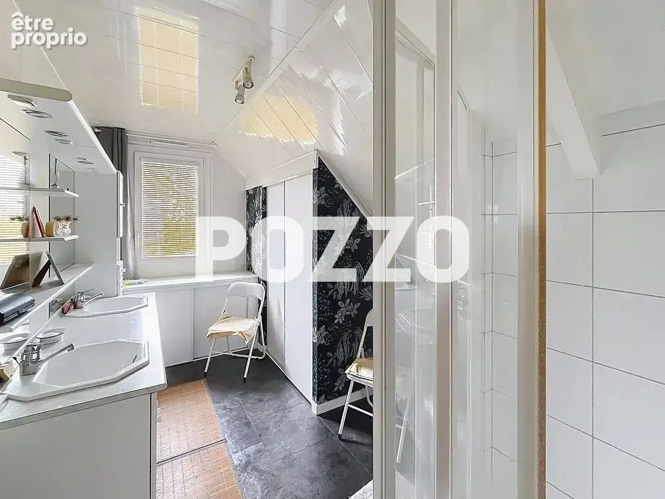 Saint-lo maison offrant de belles prestations quartier residentiel et calme - photo 14