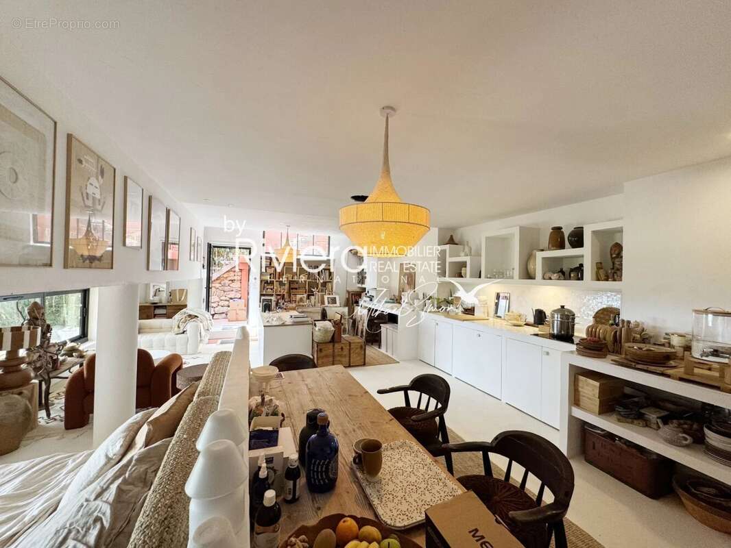 Maison à CAVALAIRE-SUR-MER