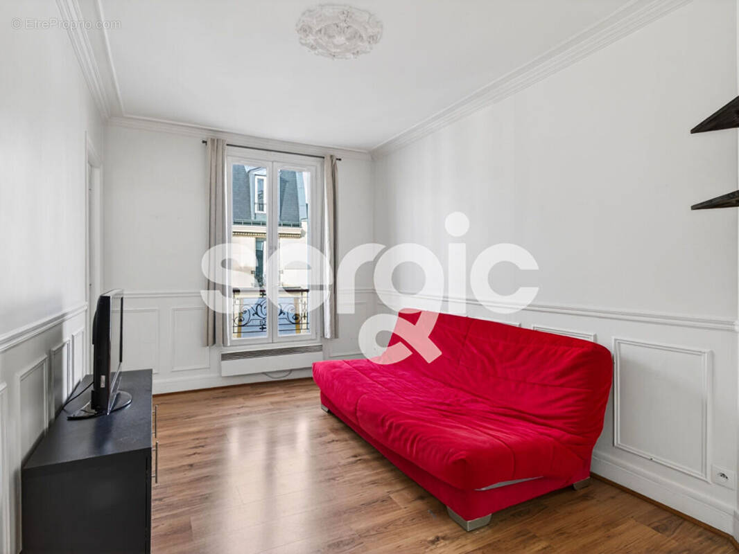 Appartement à PARIS-14E