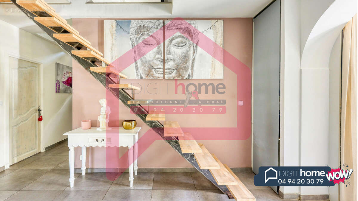 Maison à SOLLIES-VILLE