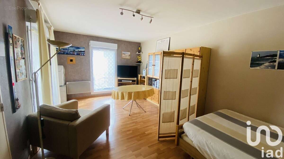 Photo 3 - Appartement à ELANCOURT