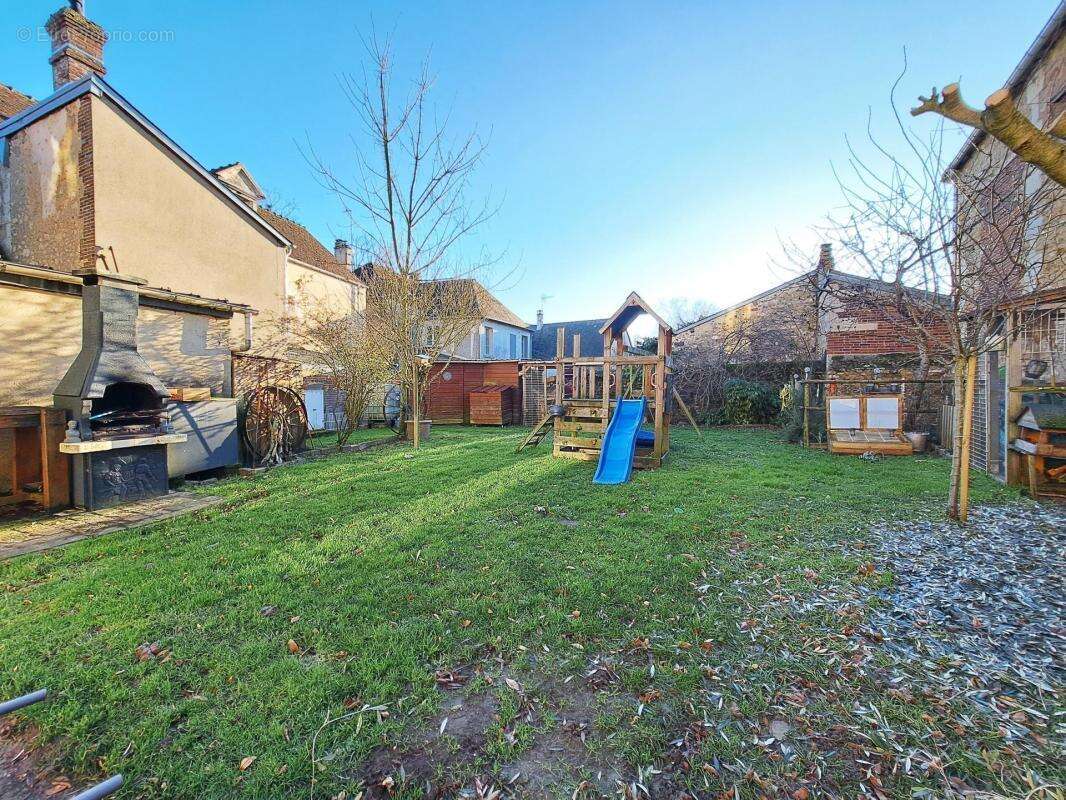 Maison à MORTAGNE-AU-PERCHE