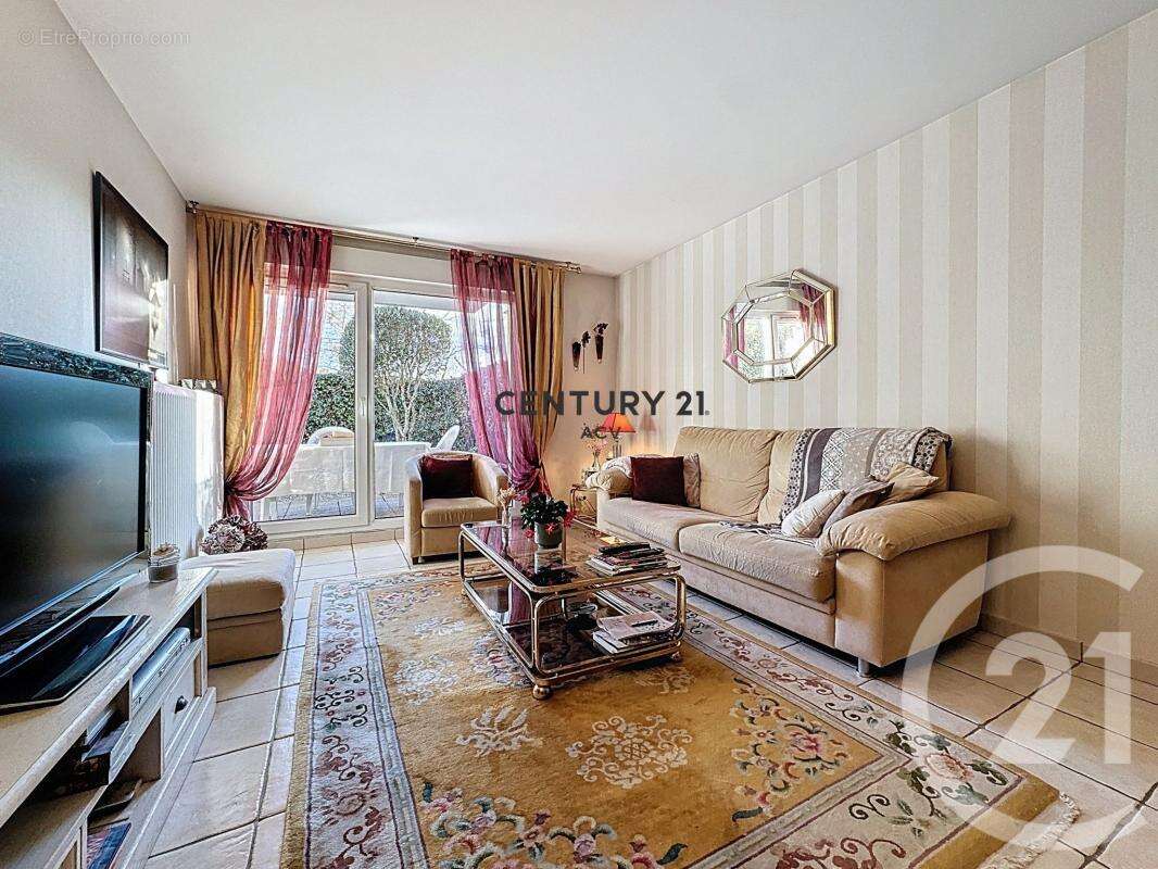 Appartement à MAISONS-ALFORT