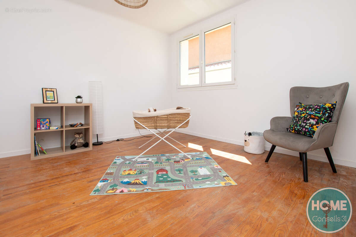Maison avec jardin et garage - photo 7
