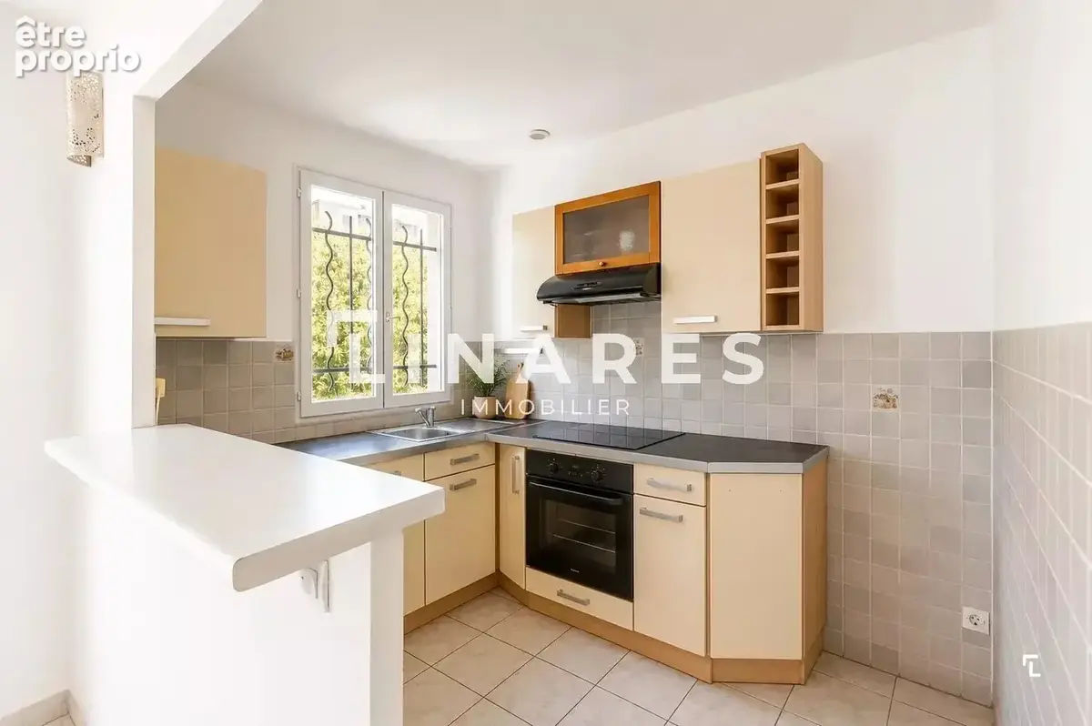 LE SAINT-JULIEN - Maison de village T3 Duplex de 70m2 - 13012 - photo 2