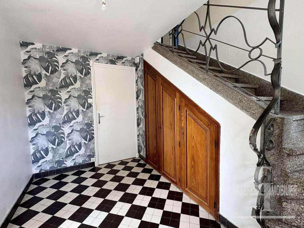 Maison à AGONAC