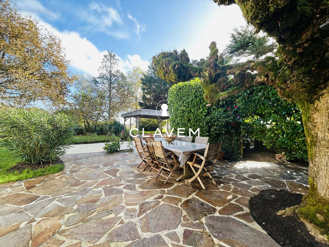 Maison à SAINT-ANDRE-DE-CUBZAC