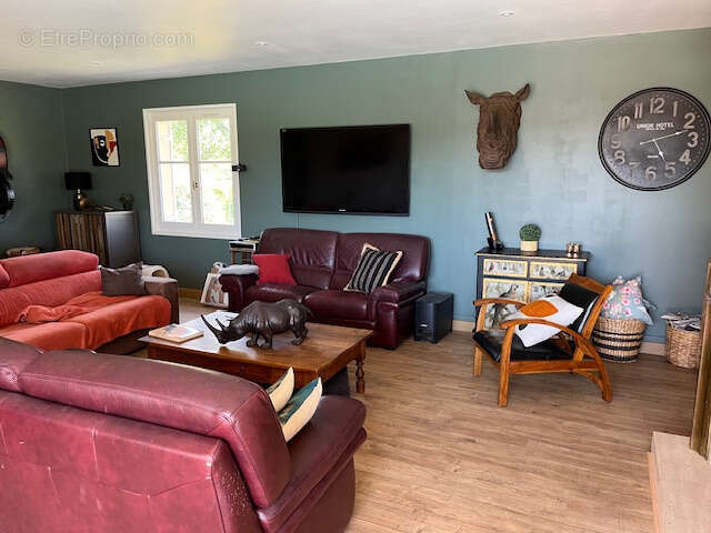 Maison à PONT-DE-VAUX