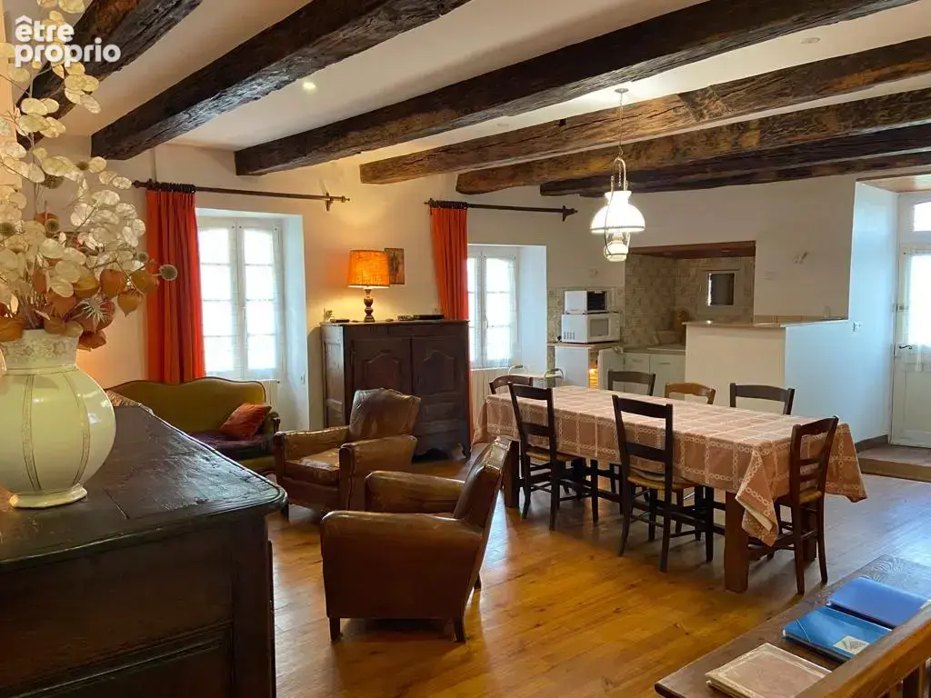 Ensemble immobilier avec cour intérieure - photo 4