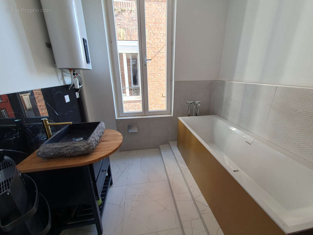 Maginifique appartement refait a neuf - photo 10