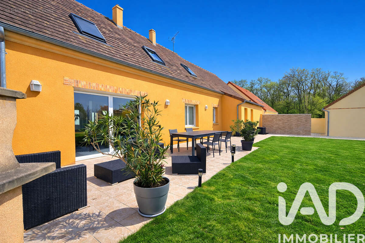 Photo 2 - Maison à SOURS