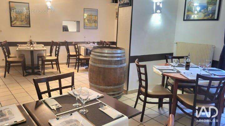 Photo 3 - Commerce à AUVERS-SUR-OISE