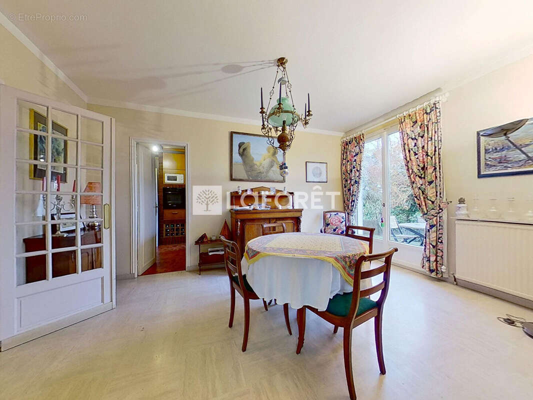 Maison à MARLY-LE-ROI