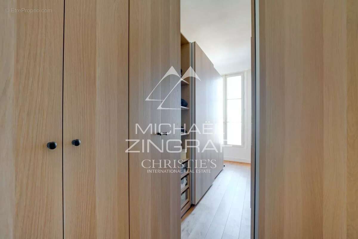 Appartement à MARSEILLE-6E