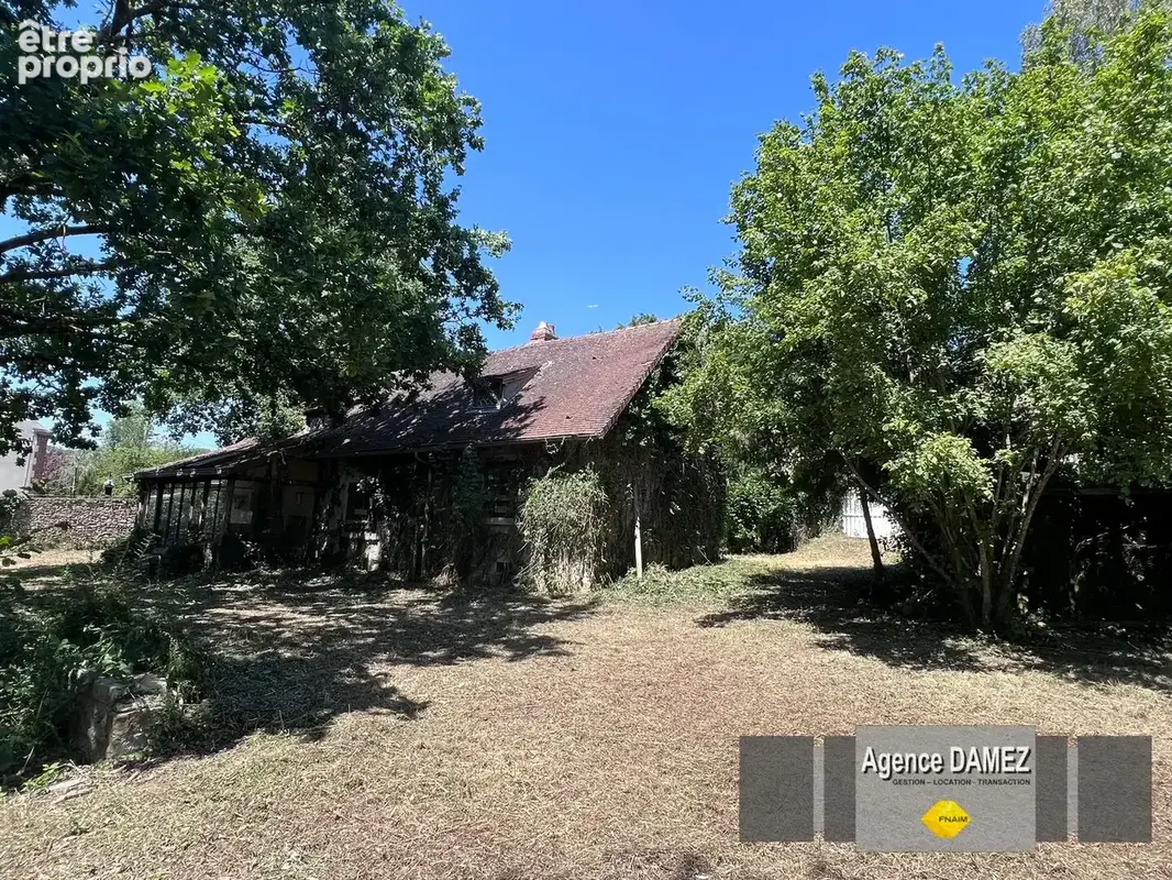 Sainte-mesme (78) - sur 7 000 m² de terrain - maison ancienne à restaurer - 2 granges - photo 2