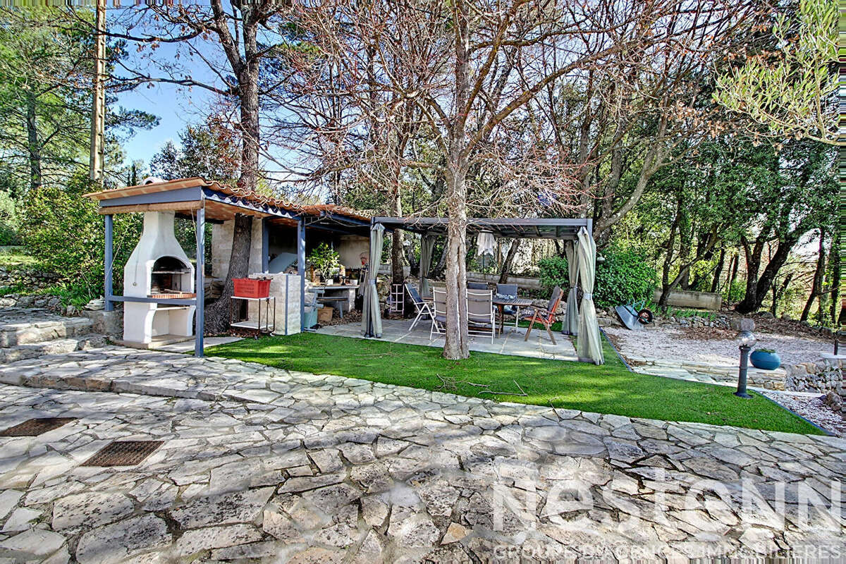 MAISON A VENDRE A LORGUES de 106 m2 de plain pied avec piscine sur un terrain clos de 2676m² - photo 12