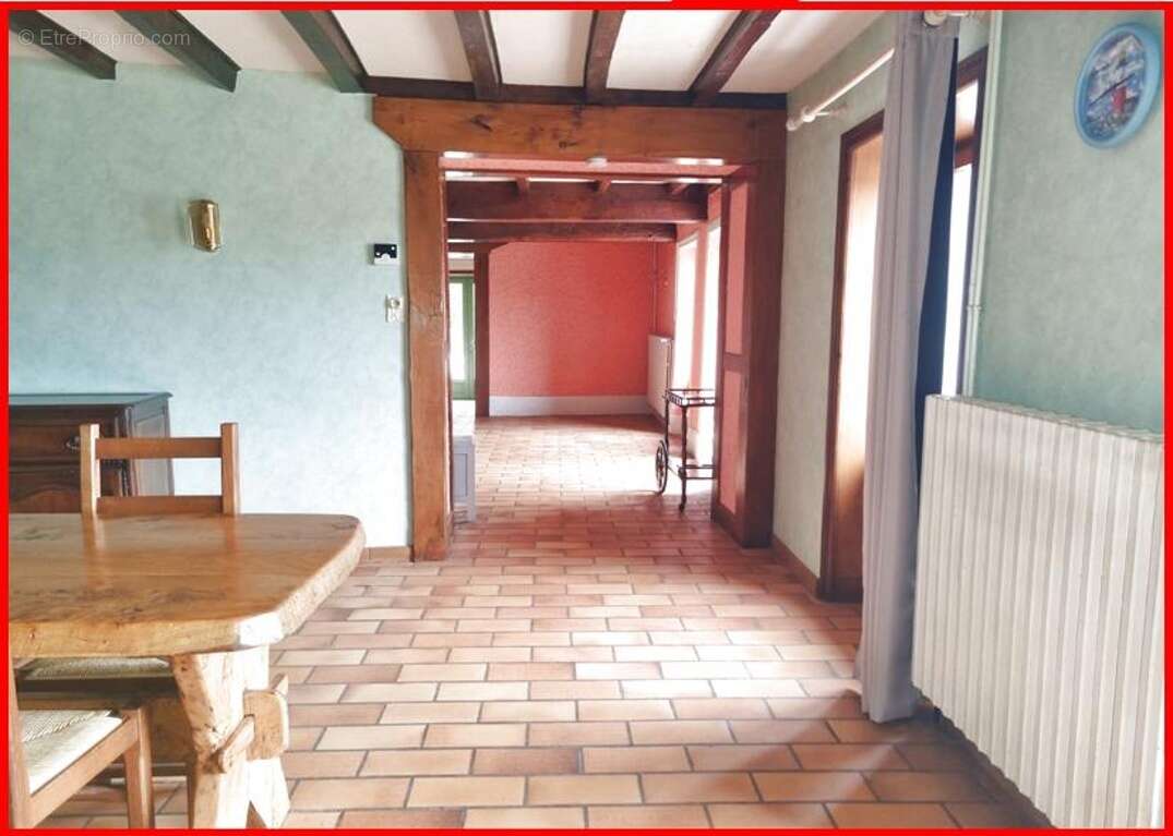 Maison à SAVIGNY