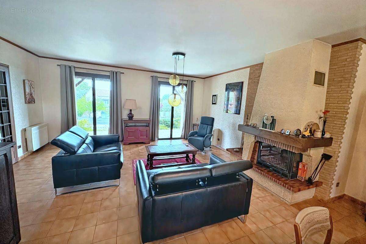 Maison à AUZEVILLE-TOLOSANE