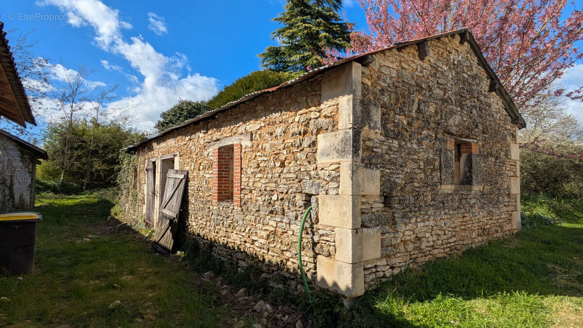 Maison à SAINT-MARTIN-L'ARS