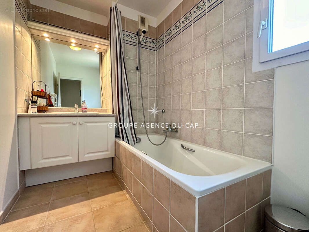 Appartement à LES ISSAMBRES