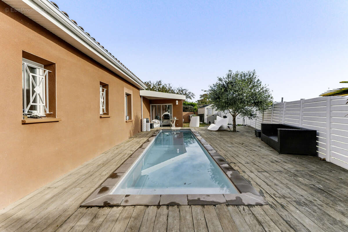 Maison à CASTANET-TOLOSAN