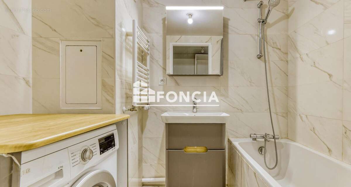 Appartement à ASNIERES-SUR-SEINE