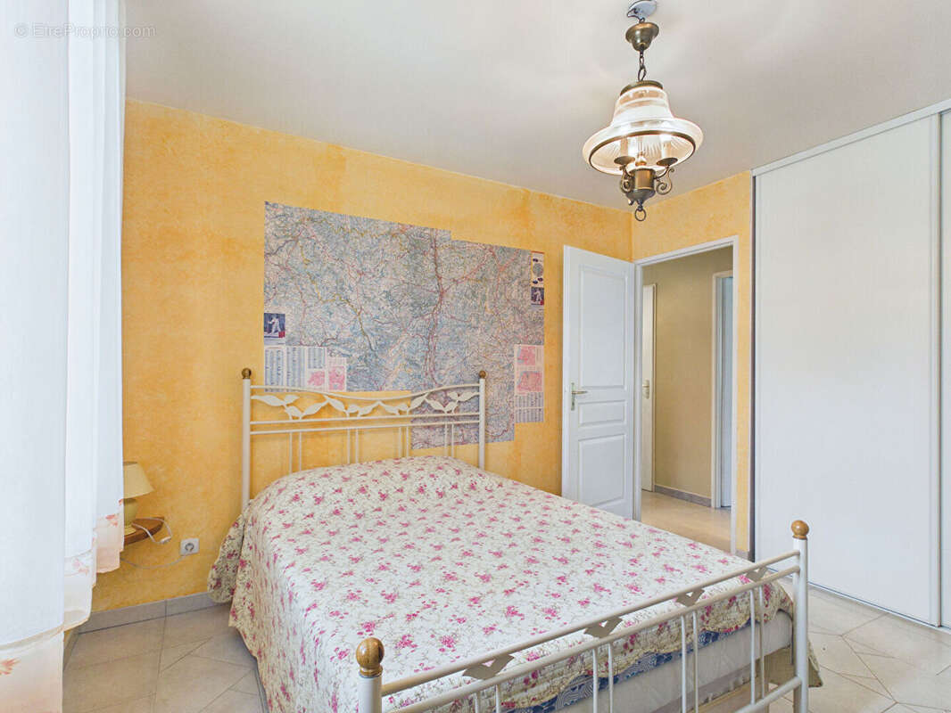 Maison à VERNOUX-EN-VIVARAIS