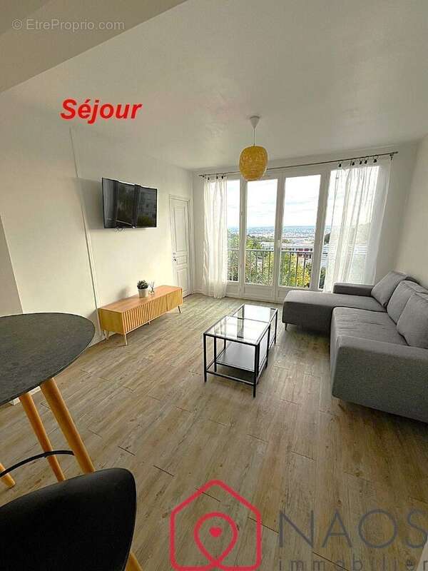 Appartement à MONT-SAINT-AIGNAN