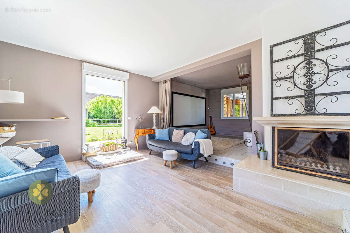 Maison individuelle 'coup de coeur' avec piscine en centre village - photo 13