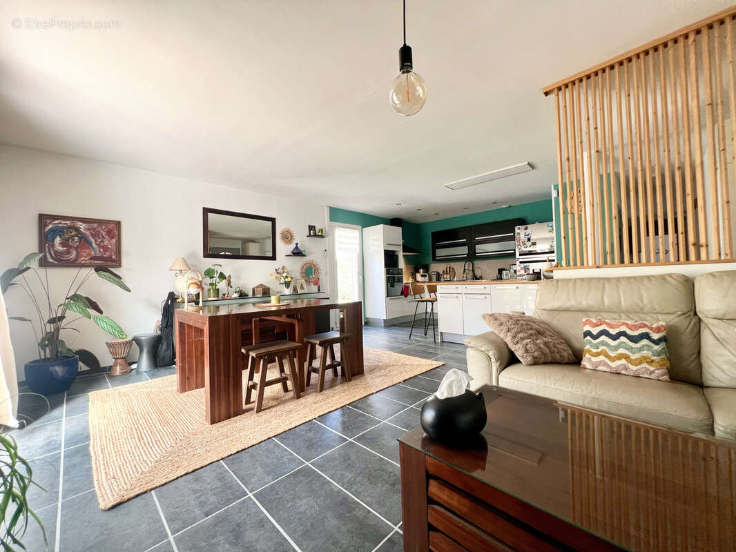 Maison à ROQUEVAIRE