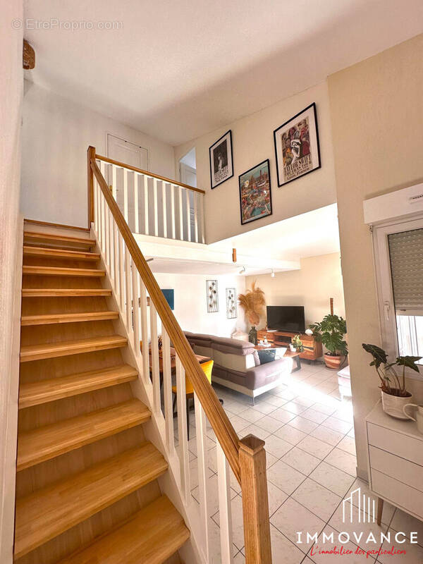 Appartement à LATTES