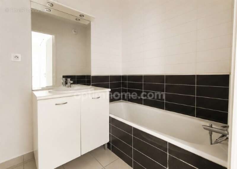 T3 de 62m2 avec loggia et box - Petite résidence en plein centre de Collonges-au-Mont-d’Or - photo 8