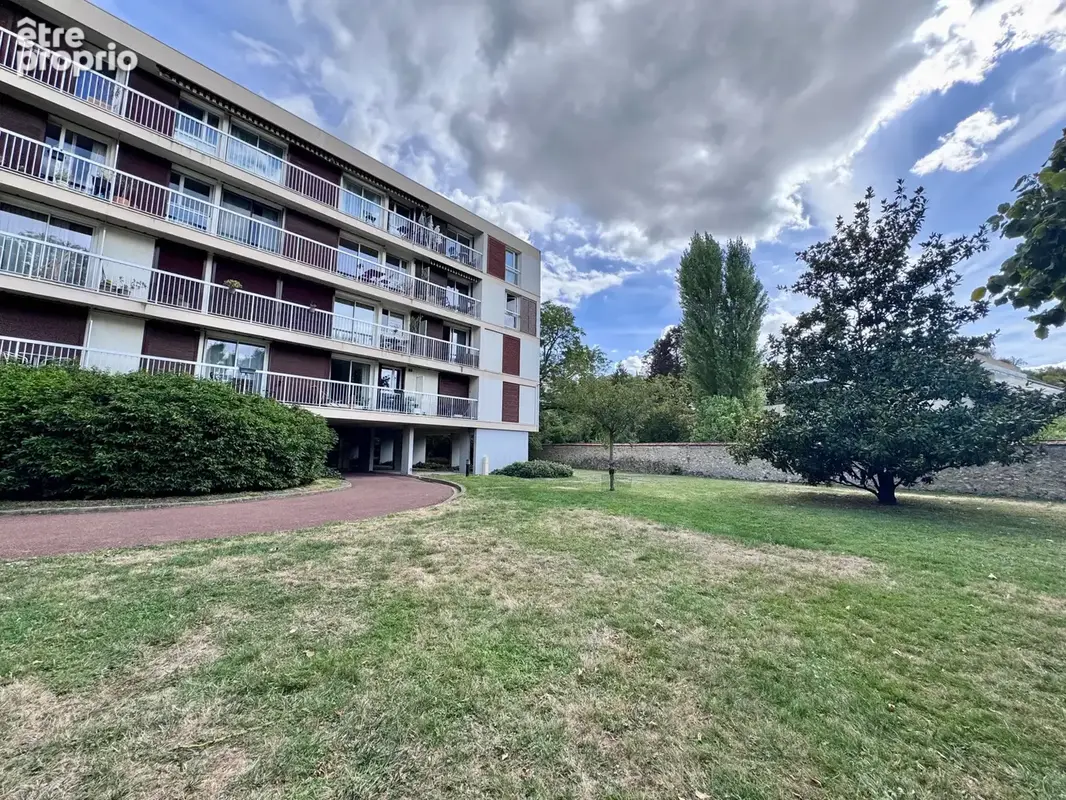 Photo Appartement à Bry-Sur-Marne au prix de 370 000€