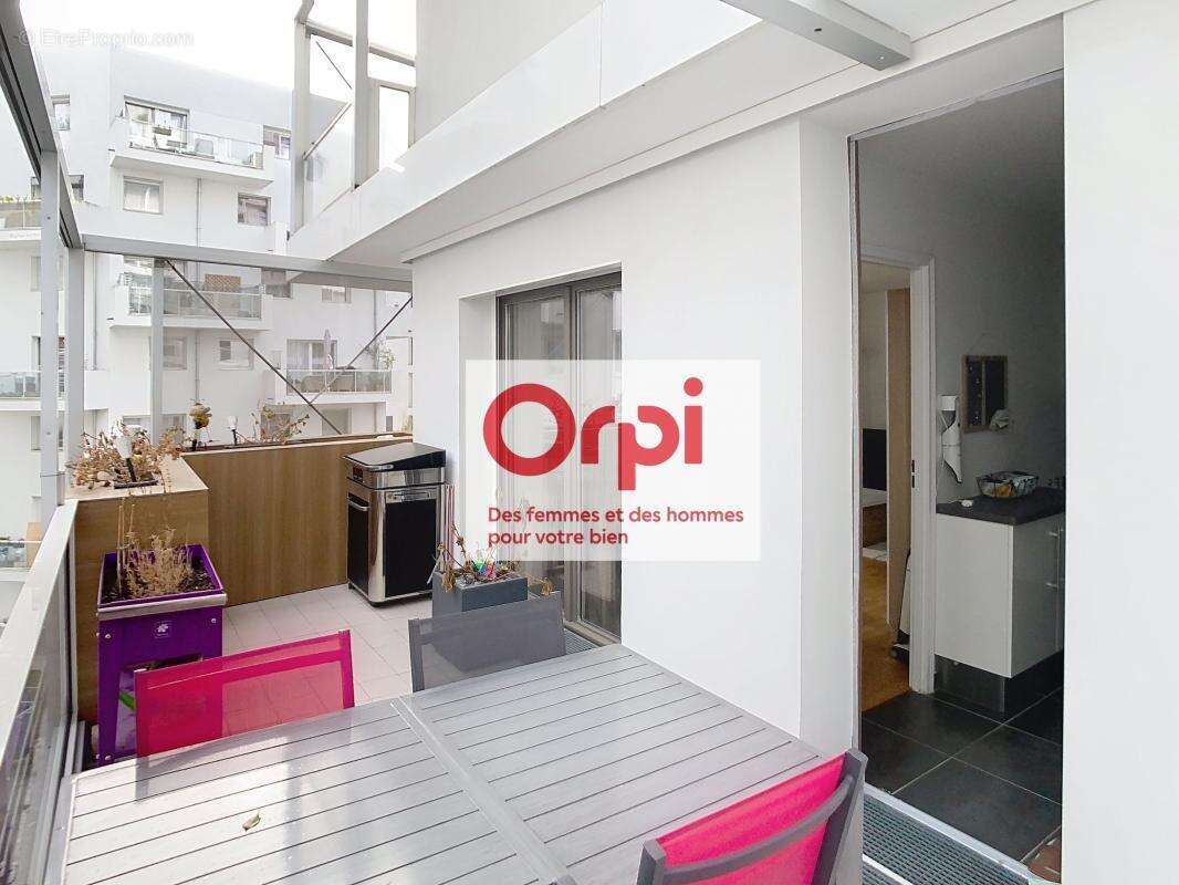 Appartement à ISSY-LES-MOULINEAUX