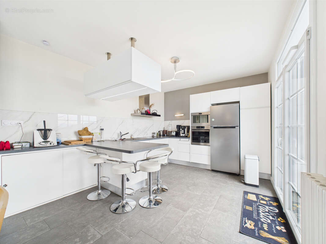 Maison à CHINDRIEUX