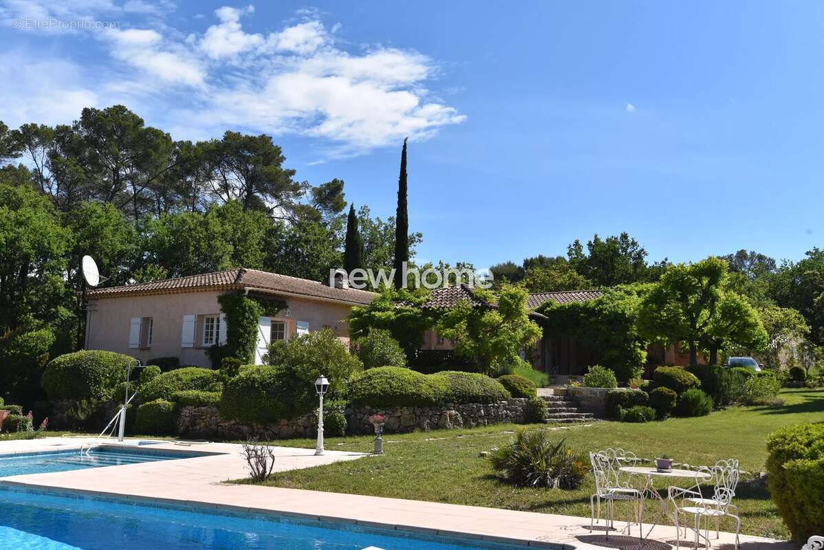 Maison à LORGUES