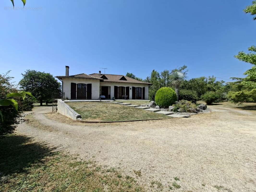 Maison 117 m² à Septfonds  - photo 15