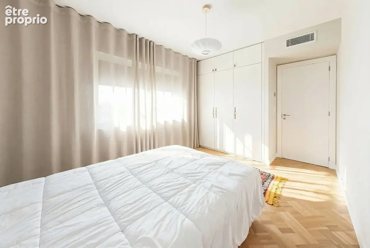 Location Aix proche centre LC Gestion vous propose un appartement de type 4/5 de 136m²  avec terrasse dans une résidence sécuris - photo 6