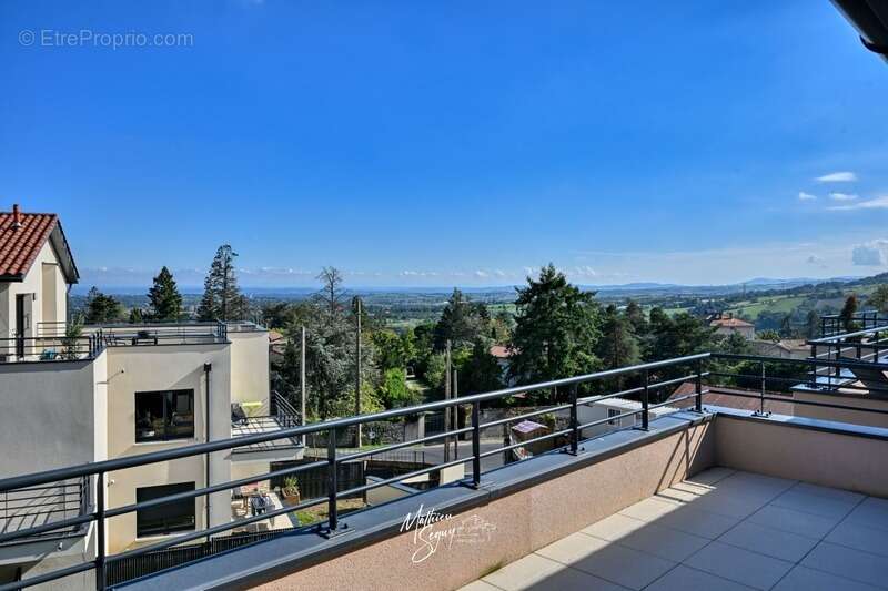 Appartement à VAUGNERAY