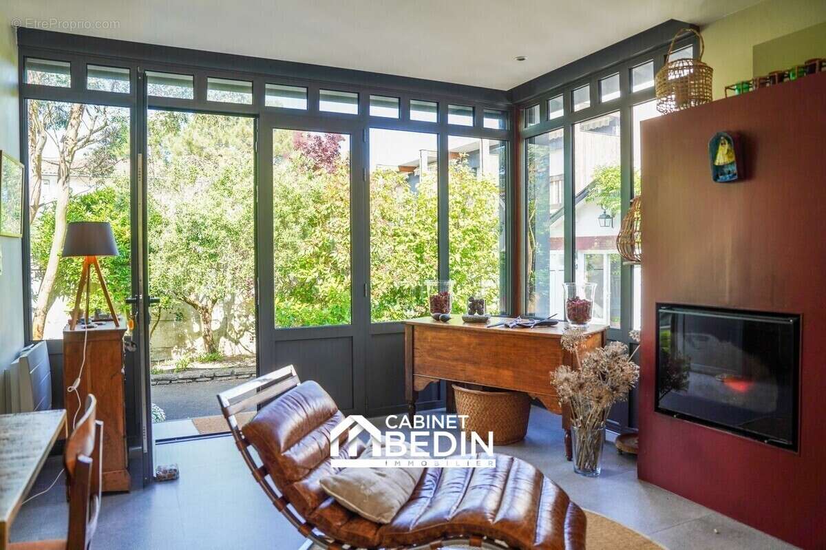 Maison 101 m² à Lege-Cap-Ferret  - photo 2