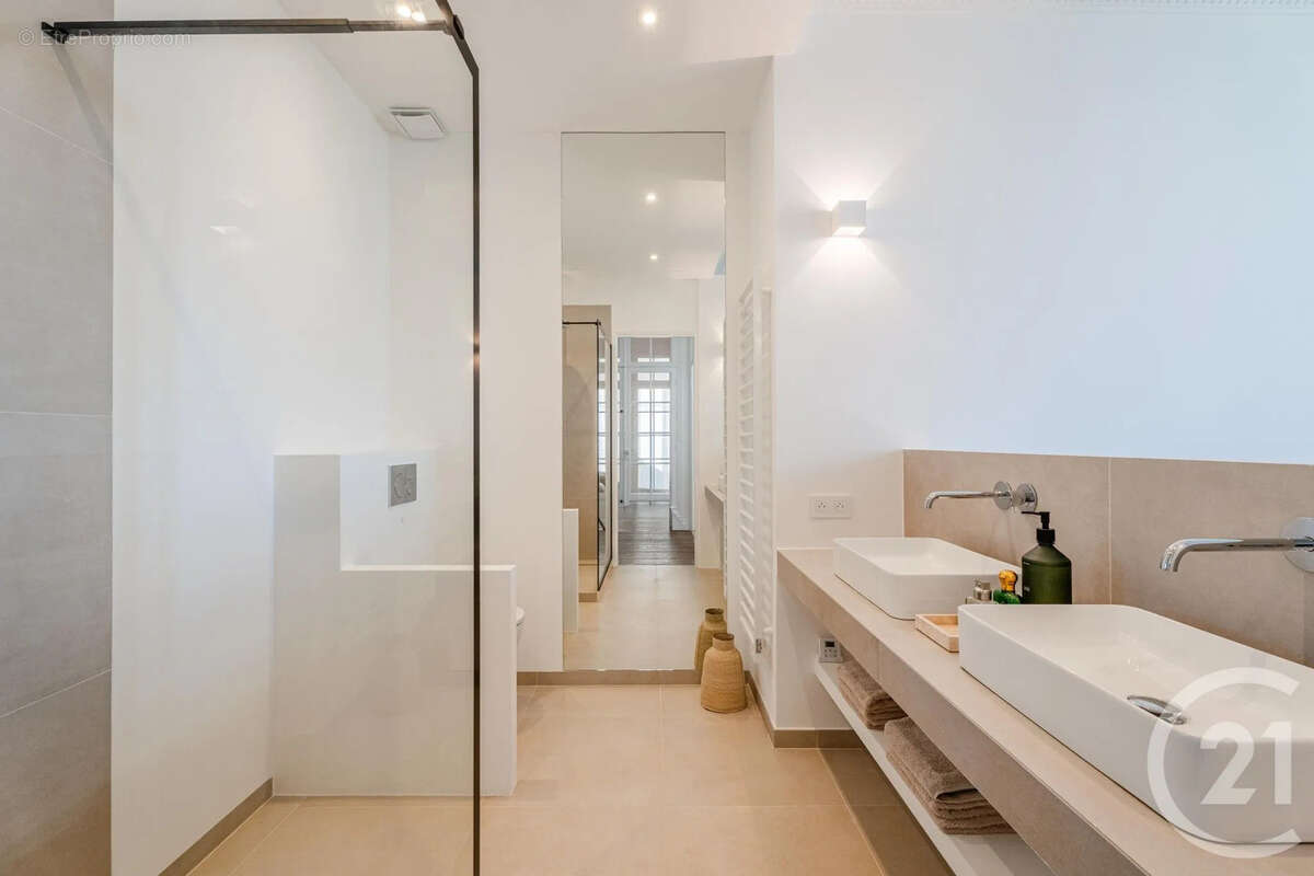 Appartement 146 m² à Nice  - photo 11