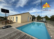 Photo 1 - Maison à XANTON-CHASSENON