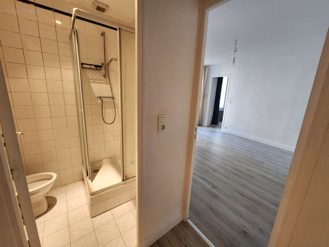 Appartement à PARIS-20E