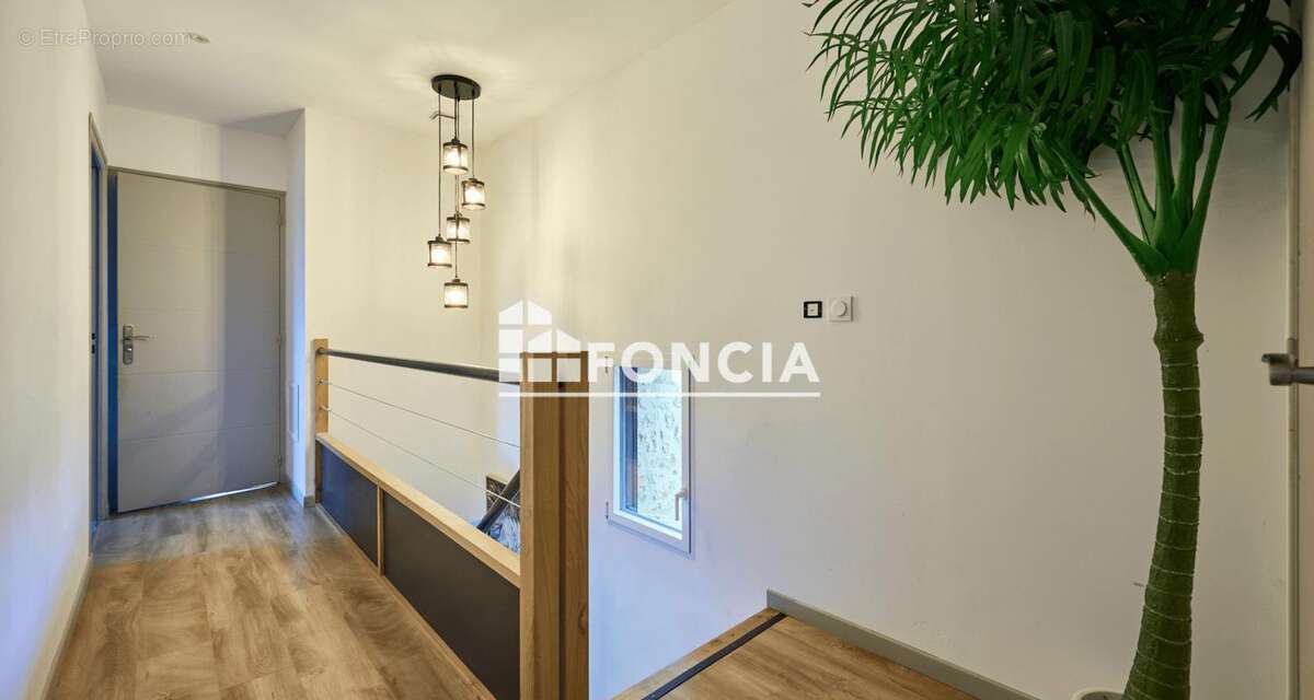Maison à VACOGNES-NEUILLY